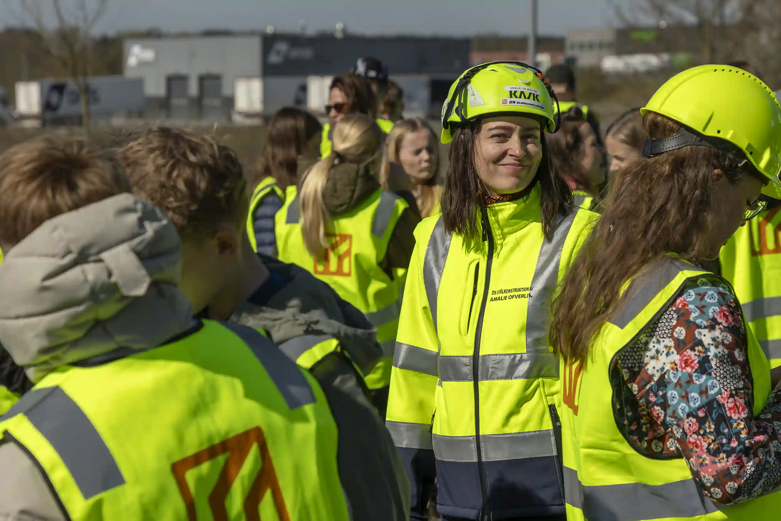 elever-paa-volvo-byggeplads-13-2500x1667px-kopier